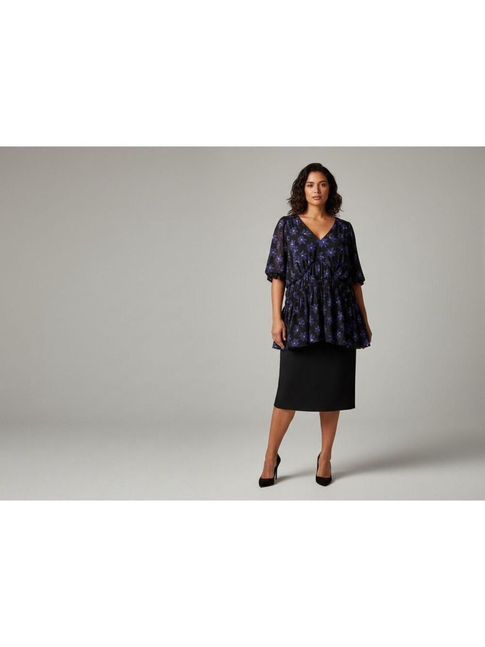 Ava & Viv 3X Black blue yellow Floral Smocked Peplum Top - Picture 4 of 12